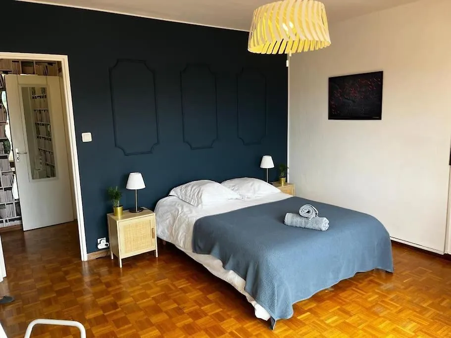 Apt Proche Des Calanques Marseille Francie