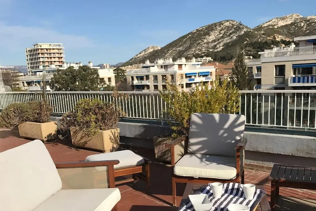 Apt Proche Des Calanques Marseille Francie